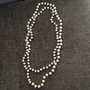 Plunder Silver Pearl Necklace